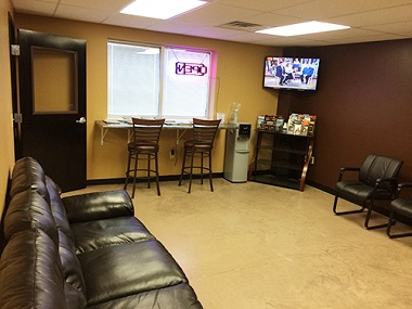 RRR Tire Service Centers waiting room